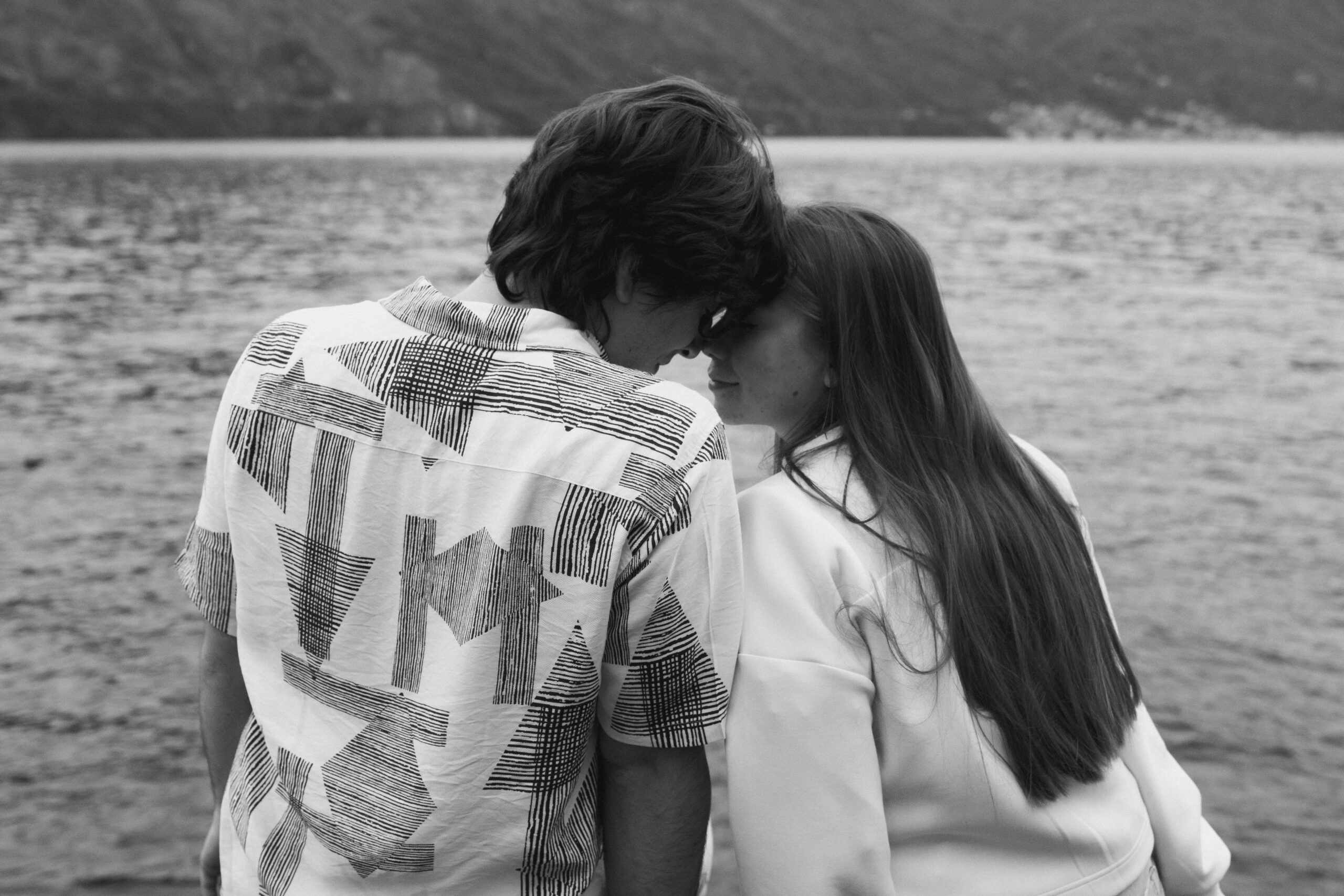 proposal session at lake como