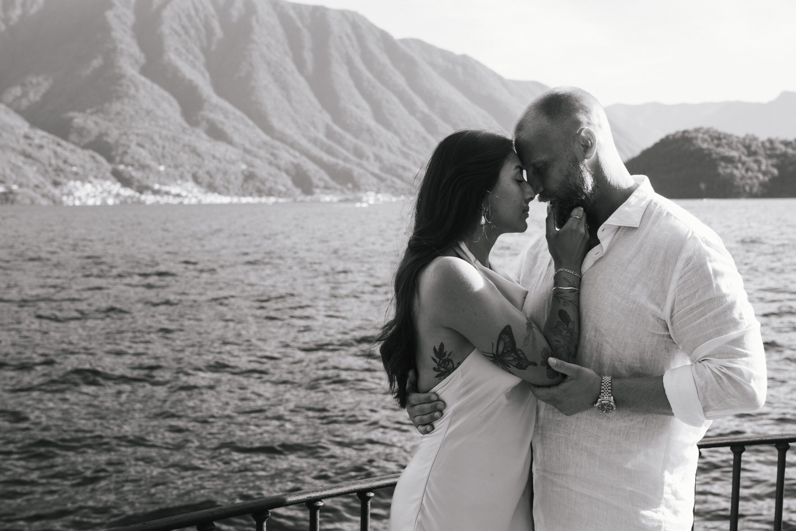 Marriage proposal at Lake Como - Luxury Engagement Photoshoot